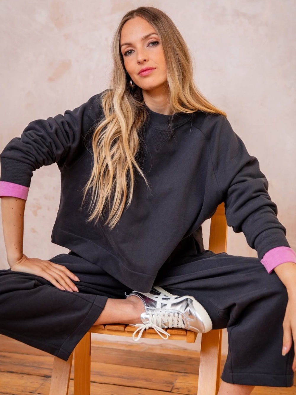 Beyond Nine Noa Fleeceback Jersey Jumper in Slate - Picture 3 of 10